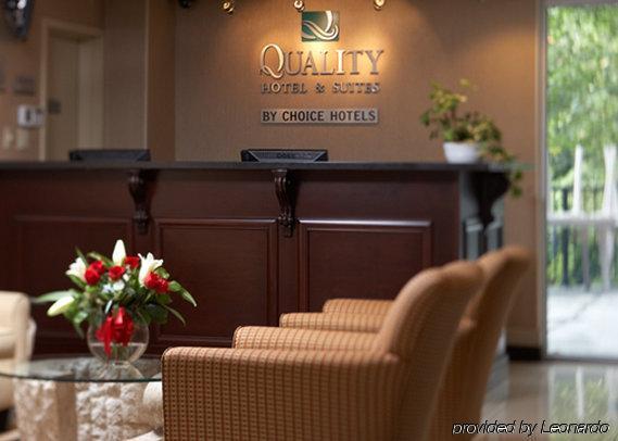 Quality Hotel & Suites Langley Interior foto