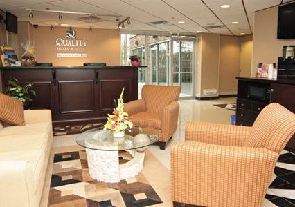 Quality Hotel & Suites Langley Interior foto